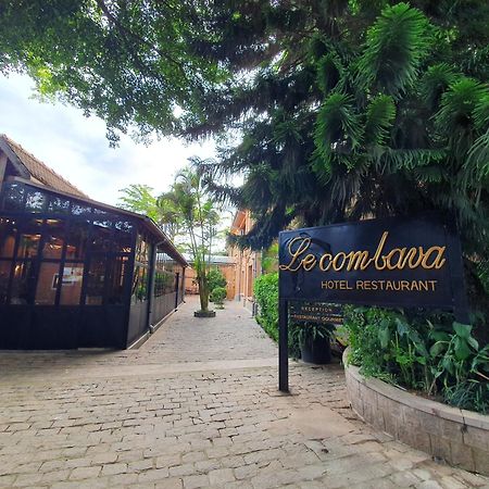 Hotel Restaurant Le Combava Antananarivo Kültér fotó
