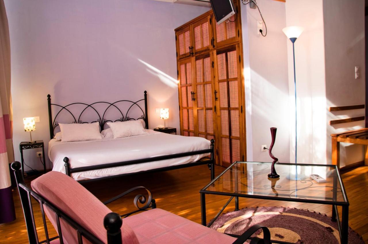 Hotel Restaurant Le Combava Antananarivo Kültér fotó
