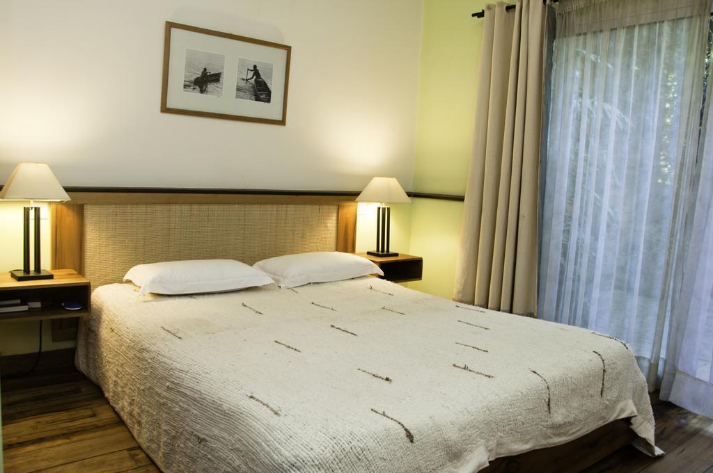 Hotel Restaurant Le Combava Antananarivo Szoba fotó