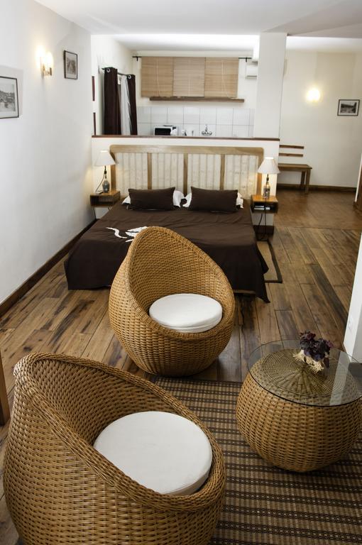Hotel Restaurant Le Combava Antananarivo Szoba fotó