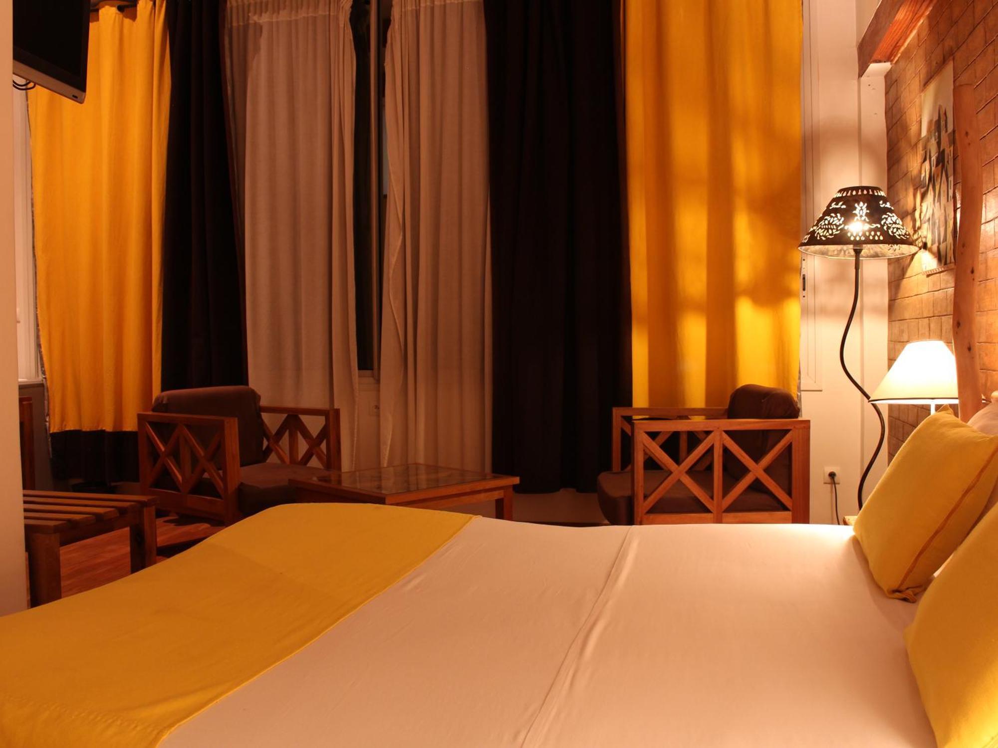 Hotel Restaurant Le Combava Antananarivo Kültér fotó