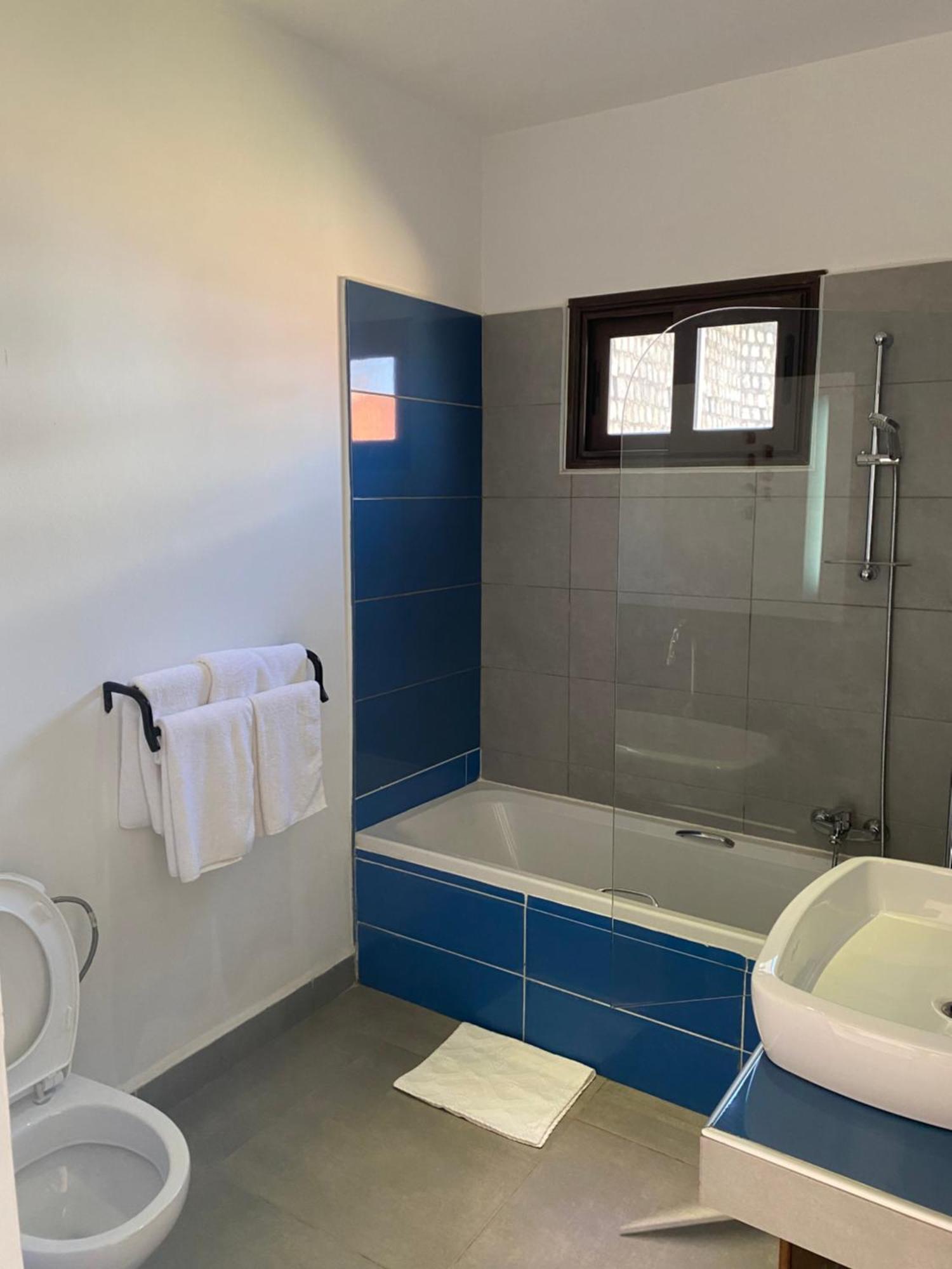 Hotel Restaurant Le Combava Antananarivo Kültér fotó